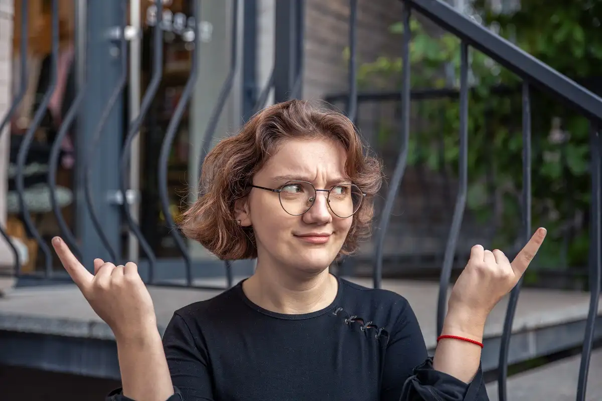 Understanding ищщлын